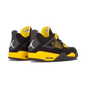 Air Jordan 4 Retro ‚Thunder‘ 308497 008