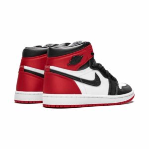 WMNS Air Jordan 1 Retro High ‚Satin Black Toe‘