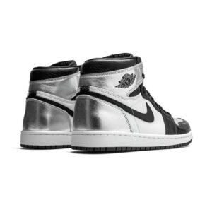 Wmns Air Jordan 1 Retro High OG ‚Silver Toe‘