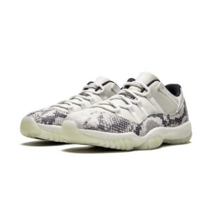 Air Jordan 11 Retro Low „Snakeskin Light Bone“