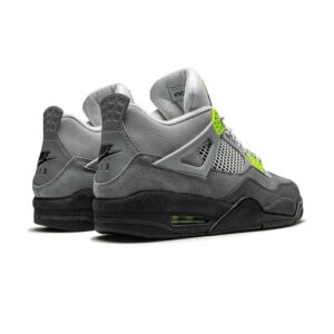 Jordan Air Jordan 4 Retro SE ‚Neon‘