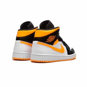 Jordan WMNS Air Jordan 1 Mid SE „Orange Black“