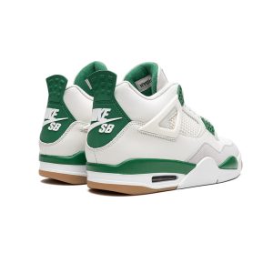 AIR JORDAN 4 RETRO SB „Pine Green“