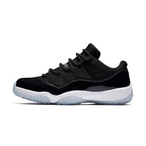 AIR JORDAN 11 LOW „Space Jam“